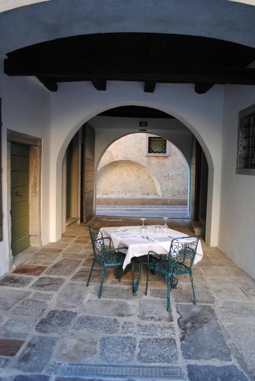 Hotel Sole Sesto Calende Bagian luar foto
