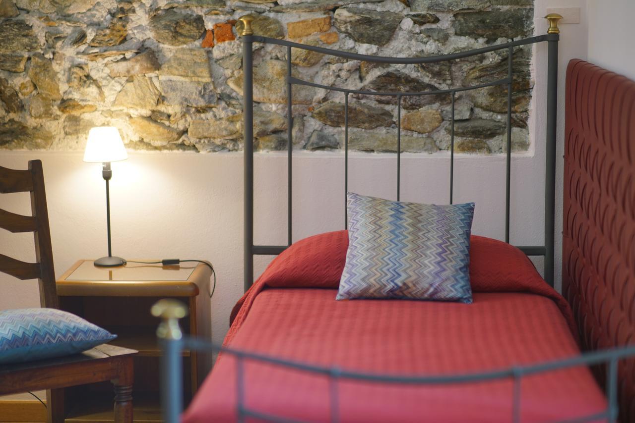 Hotel Sole Sesto Calende Bagian luar foto