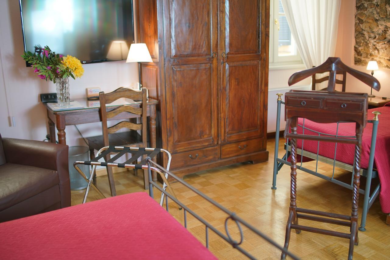 Hotel Sole Sesto Calende Bagian luar foto
